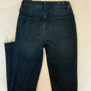 3 pants for 20$, light use. Sizes: 25,0,1.